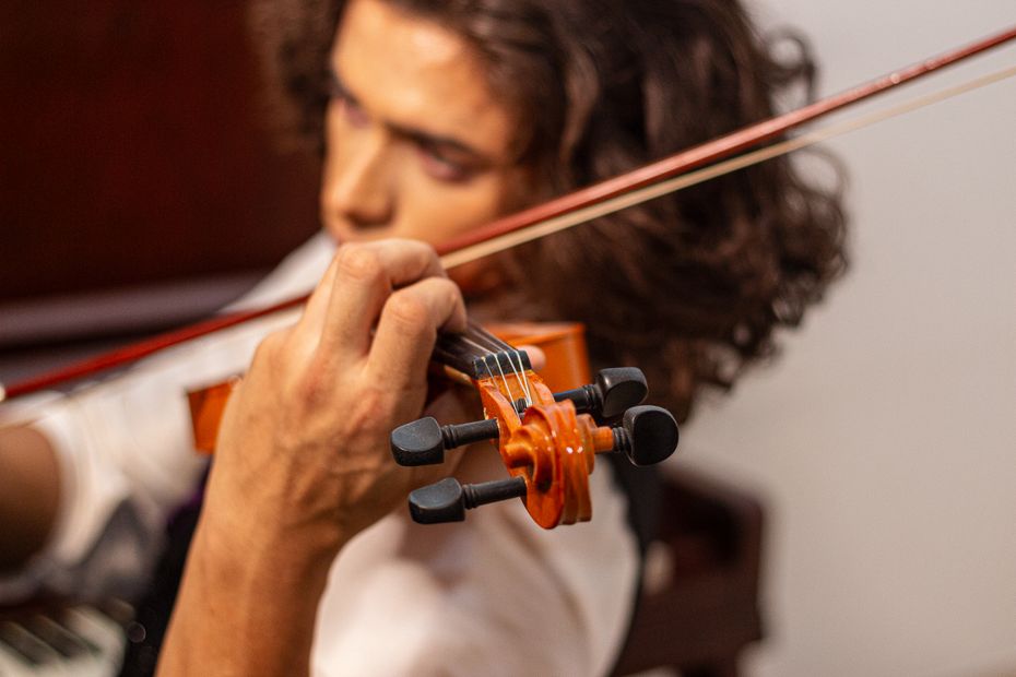 Master Violin Bowing Techniques for Better Playing