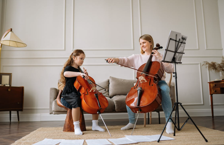 Professional violinists: Mastering Technique and Musical Excellence