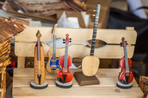 exploring-the-world-of-violin-exporters-blog-image