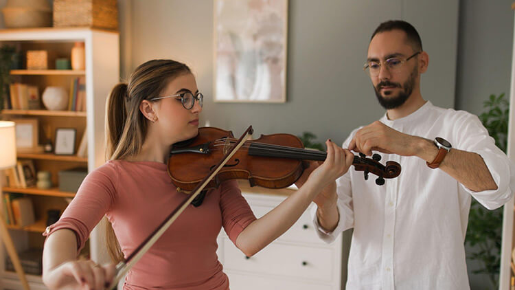 role-of-violin-teachers-in-your-musical-journey-blog-image